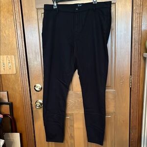 Gap Stretch Skinny Black Pants- NWT